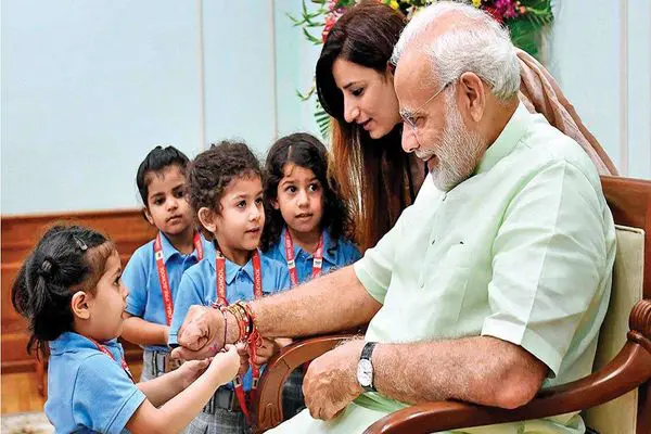 Modi With Children 1622348602 Daily Current Affairs Update | 09 October 2021
